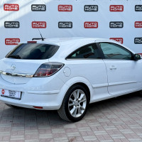 Opel Astra GTC — миниатюра 6