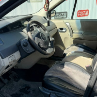 Renault Grand Scenic — миниатюра 8