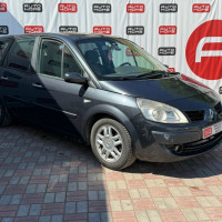 Renault Grand Scenic — миниатюра 4