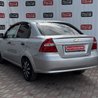 Chevrolet Aveo — миниатюра 6