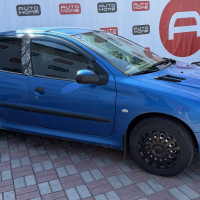 Peugeot 206 — миниатюра 3