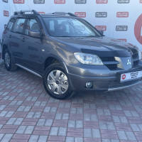 Mitsubishi Outlander — миниатюра 3
