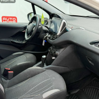 Peugeot 208 — миниатюра 10