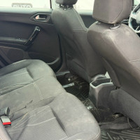 Peugeot 208 — миниатюра 11