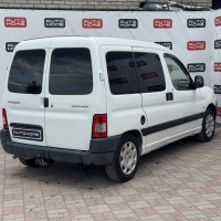 Peugeot Partner — миниатюра 4