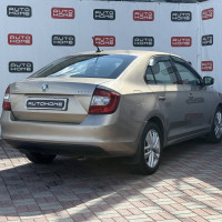 Skoda Rapid — миниатюра 6