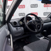 Toyota RAV4 — миниатюра 7