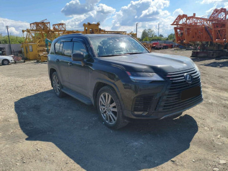 Lexus LX