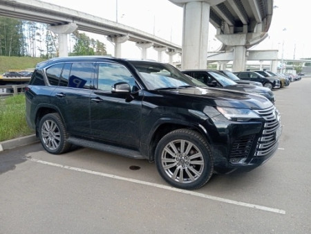 Lexus LX