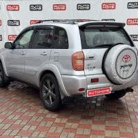 Toyota RAV4 — миниатюра 7