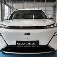 Geely EX5 Гибрид — миниатюра 2