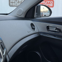 Chevrolet Cruze — миниатюра 10