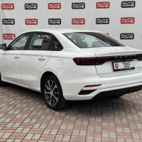 Geely Emgrand — миниатюра 6