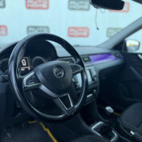 Skoda Rapid — миниатюра 8