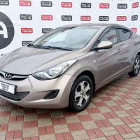 Hyundai Elantra — миниатюра 1