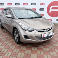 Hyundai Elantra — миниатюра 3
