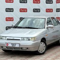 ВАЗ (LADA) 2112 — миниатюра 1