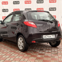 Mazda 2 — миниатюра 4
