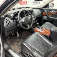 Infiniti QX70 — миниатюра 8