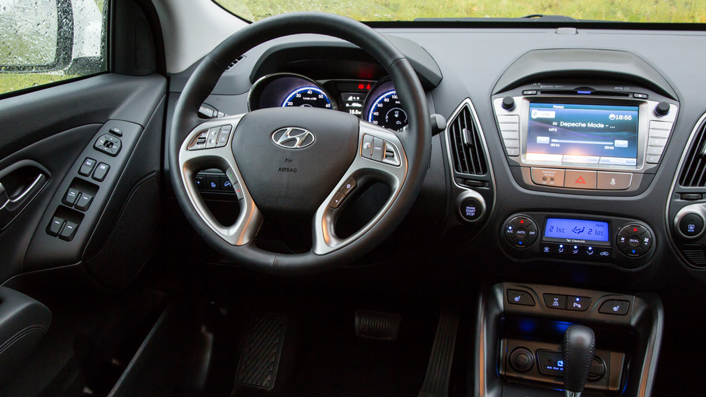 2 Hyundai ix35