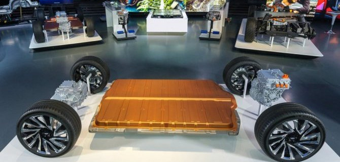Какие аккумуляторы получат электромобили General Motors