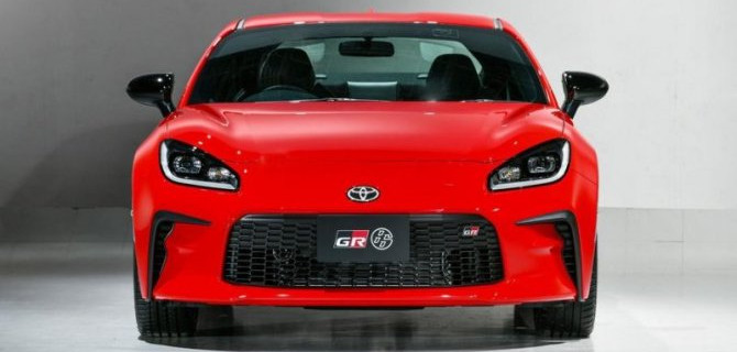 Представлен новый спорткар Toyota GR 86 