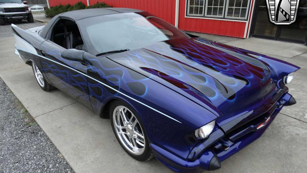 Chevrolet Camaro: «два в одном» камаро 1