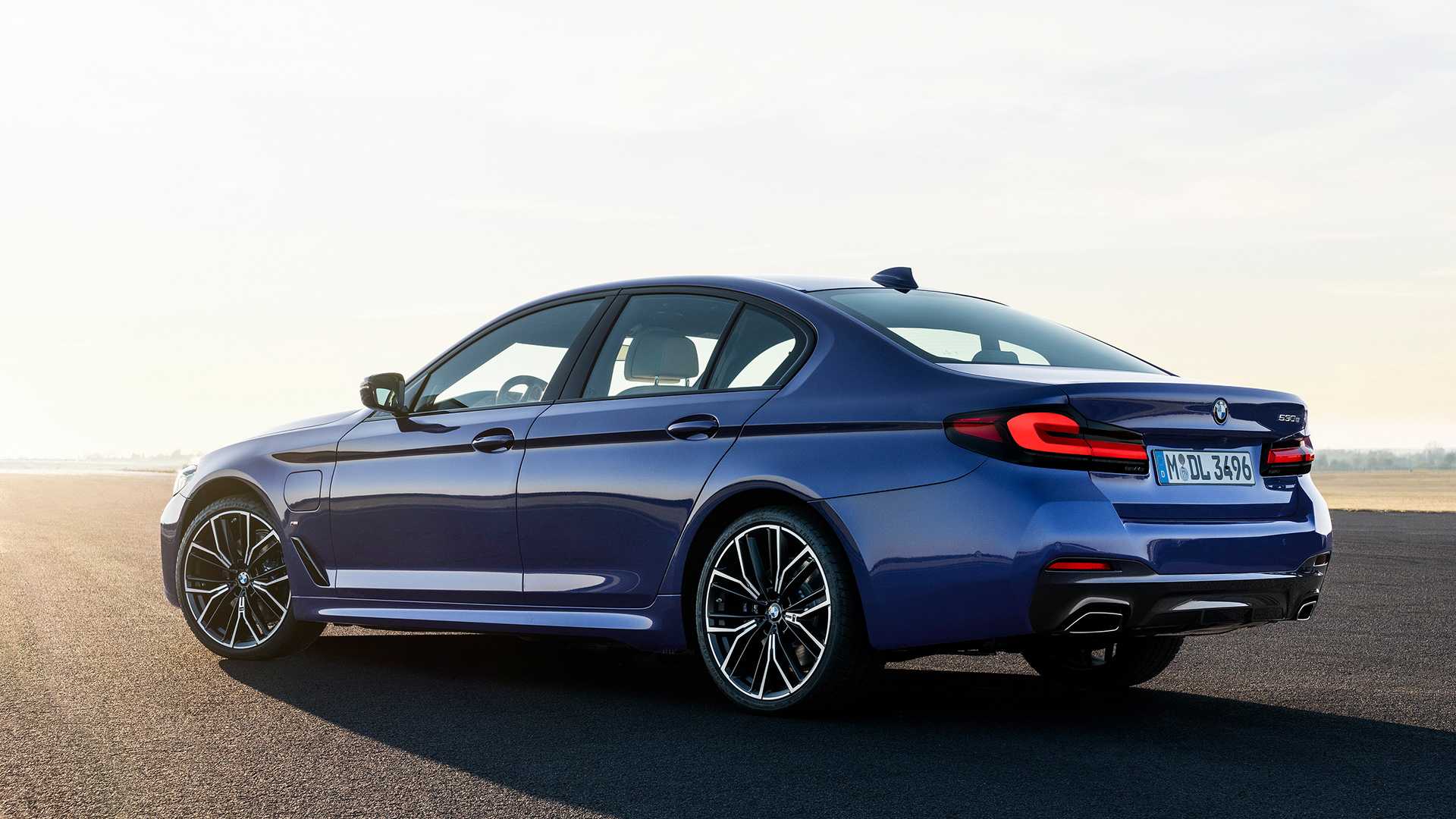 В России приостановлена продажа седанов BMW 5-series бмв отзыв 3