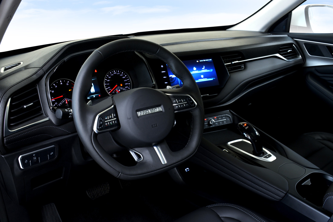 Новый Haval F7 — всё лучше и лучше Haval F7 салон