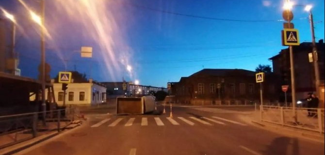 Четыре человека пострадали в ночном ДТП в центре Тюмени
