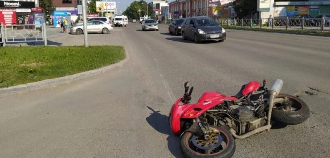 В ДТП в Бердске погиб мотоциклист