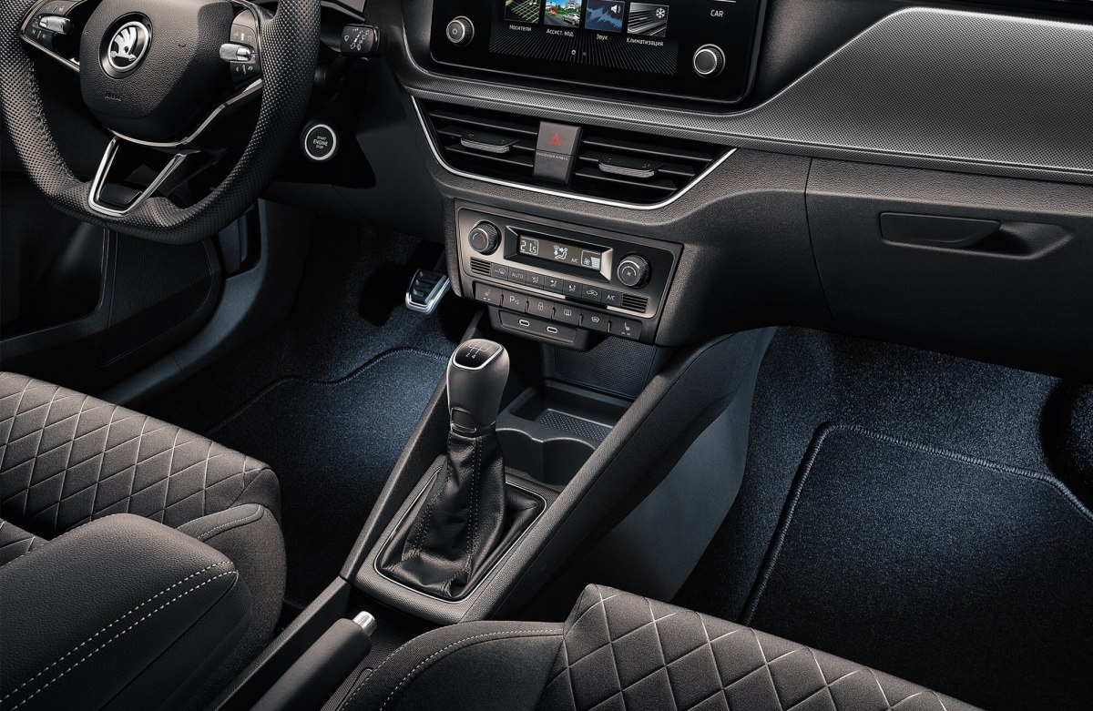 Skoda Rapid салон