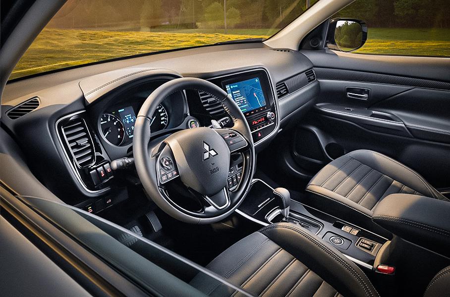 В России начались продажи нового Mitsubishi Outlander Outlander 2021 салон
