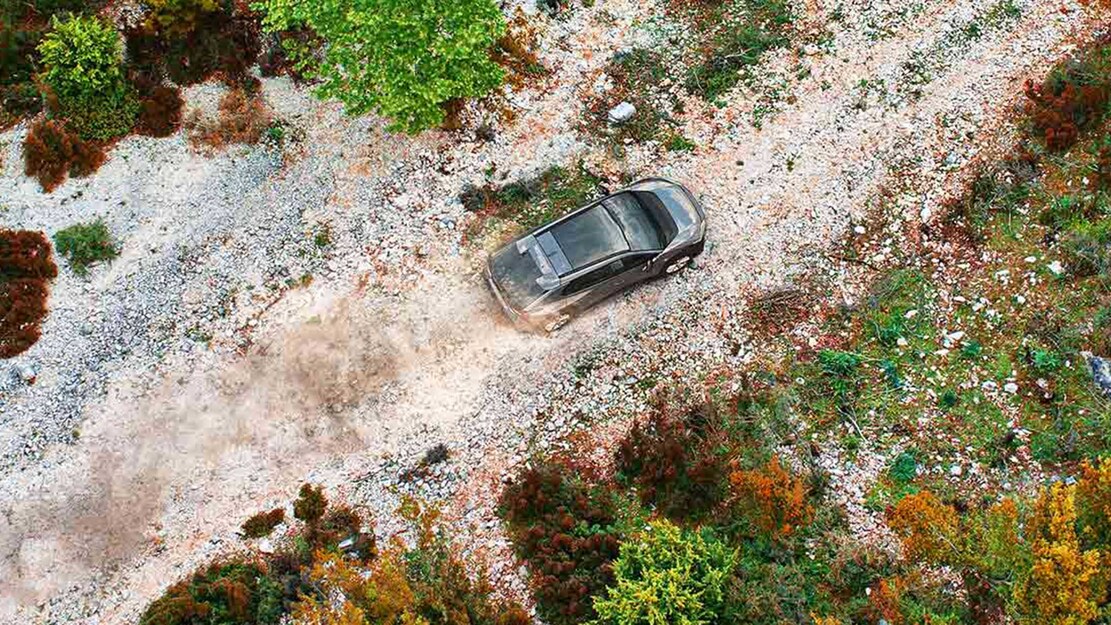 Subaru Solterra вид сверху