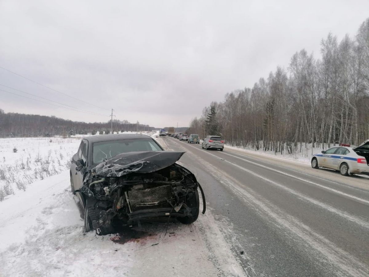20-летний пассажир погиб в ДТП в Уярском районе Красноярского края (3)