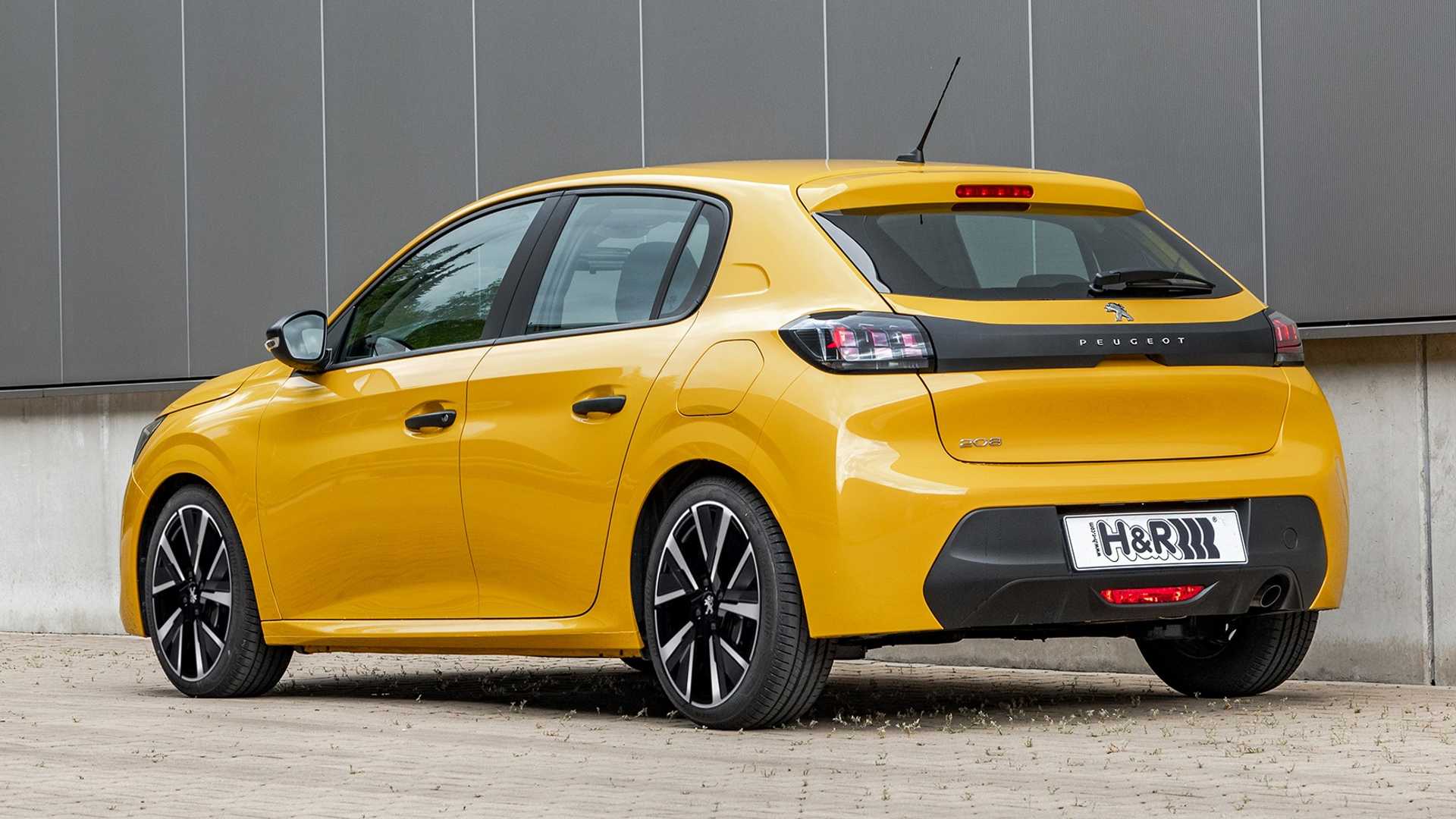 В России запатентован новый Peugeot 208 пежо 3