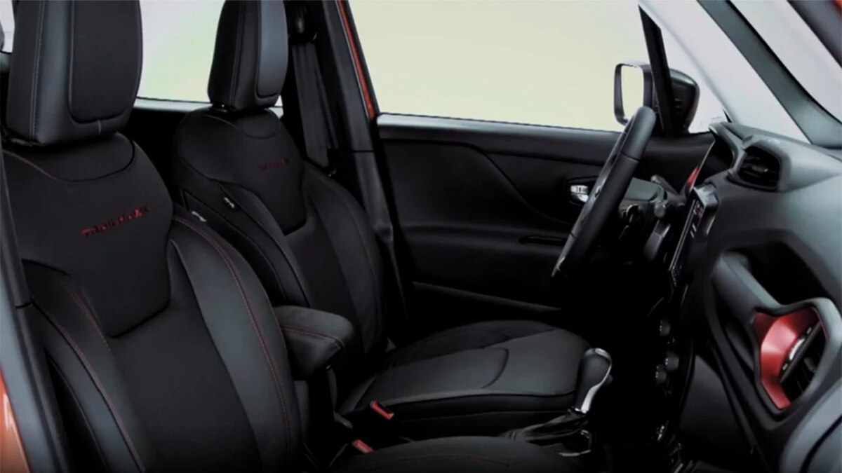 Рассекречен обновлённый Jeep Renegade джип 4