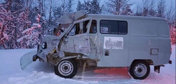 Водитель УАЗа пострадал в ДТП под Надымом