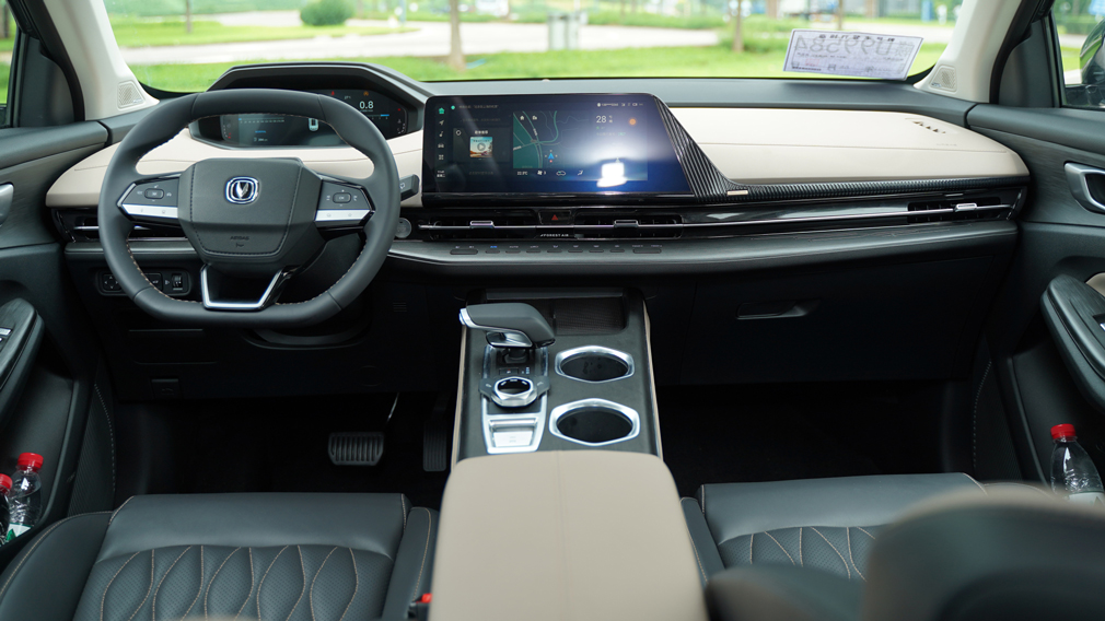 К нам приедет новый кроссовер Changan чанган 3
