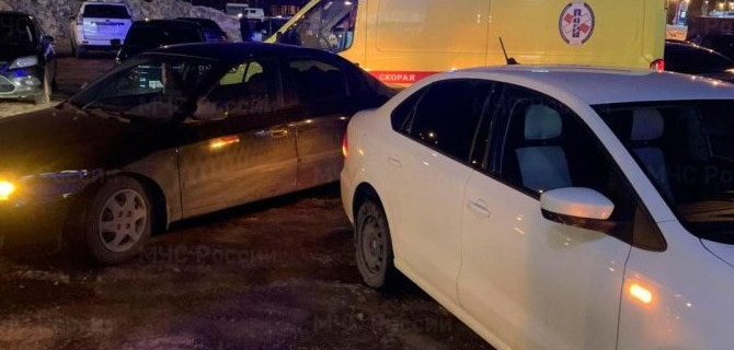В Калуге в ДТП на парковке пострадал мужчина
