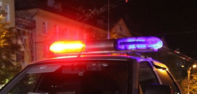В Петрозаводске автомобиль после ДТП отбросило на пешехода