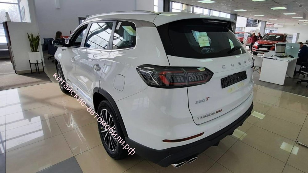 В России появился полноприводный Chery Tiggo 8 Pro чери 5