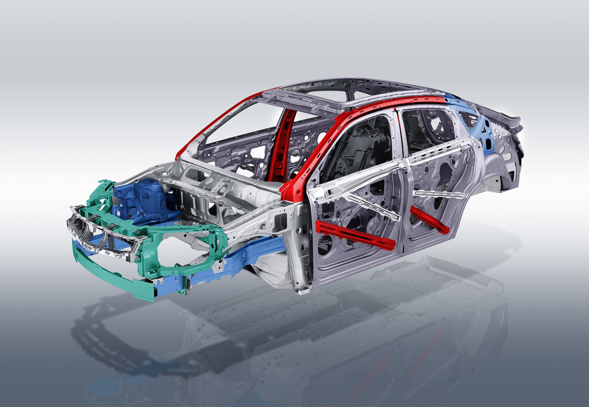 Geely Tugella снаружи и изнутри: может ли она шокировать? кузов