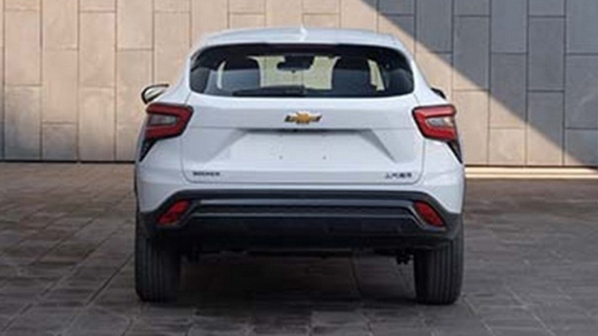 Фирма Chevrolet готовит новый кроссовер для Китая шеви 2