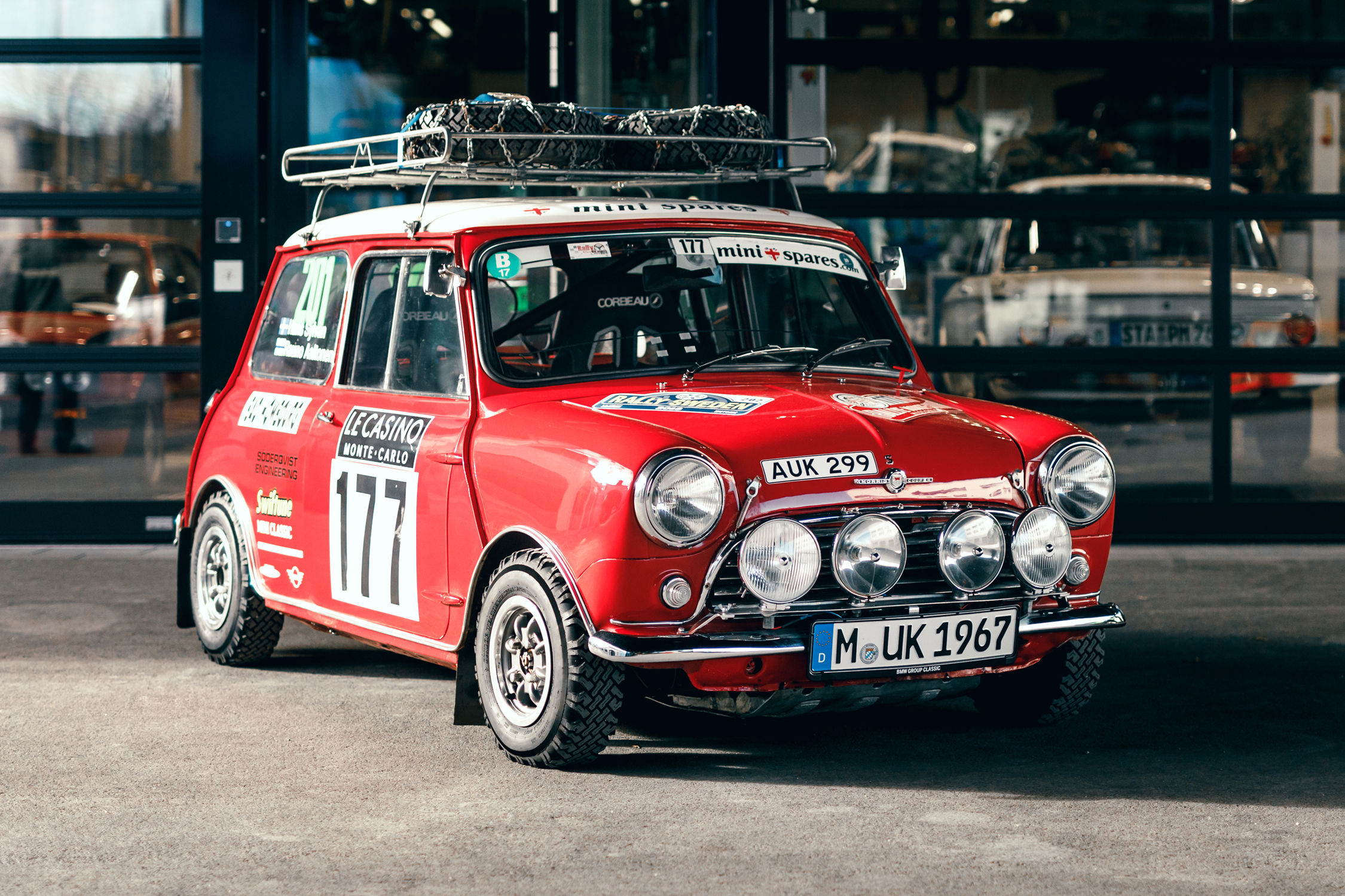Mini John Cooper Works вновь выйдет на гоночную трассу мини 5