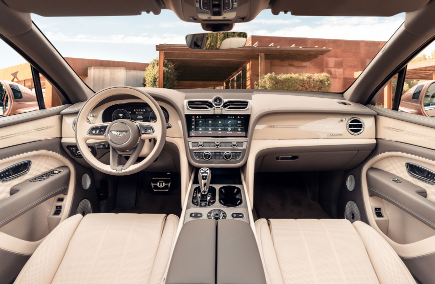 Кроссовер Bentley Bentayga получил удлинённую модификацию бентли 2