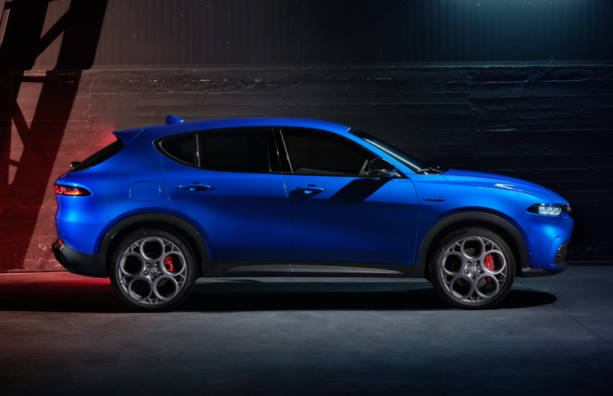 Показан рендер нового кроссовера Dodge Hornet додж 3