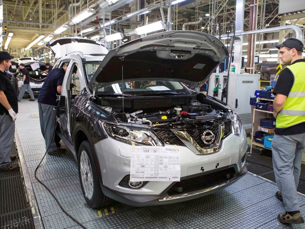 Российский завод Nissan встал почти на год ниссан питер 2