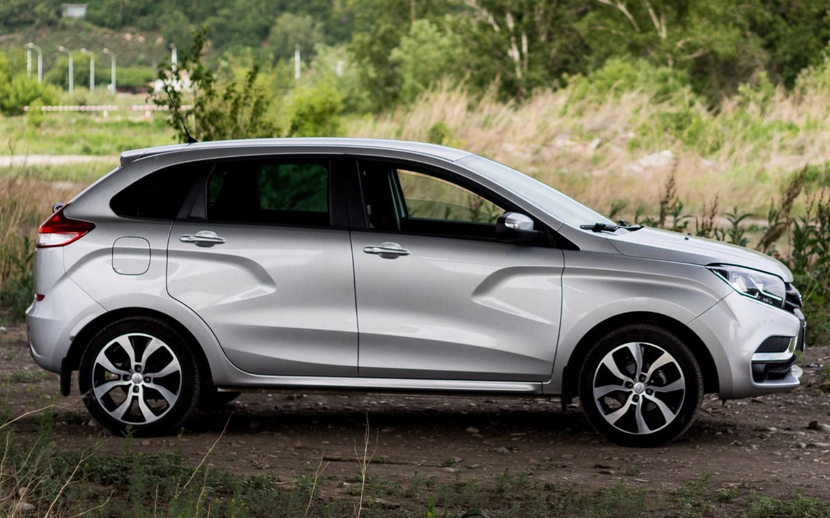 Lada XRay