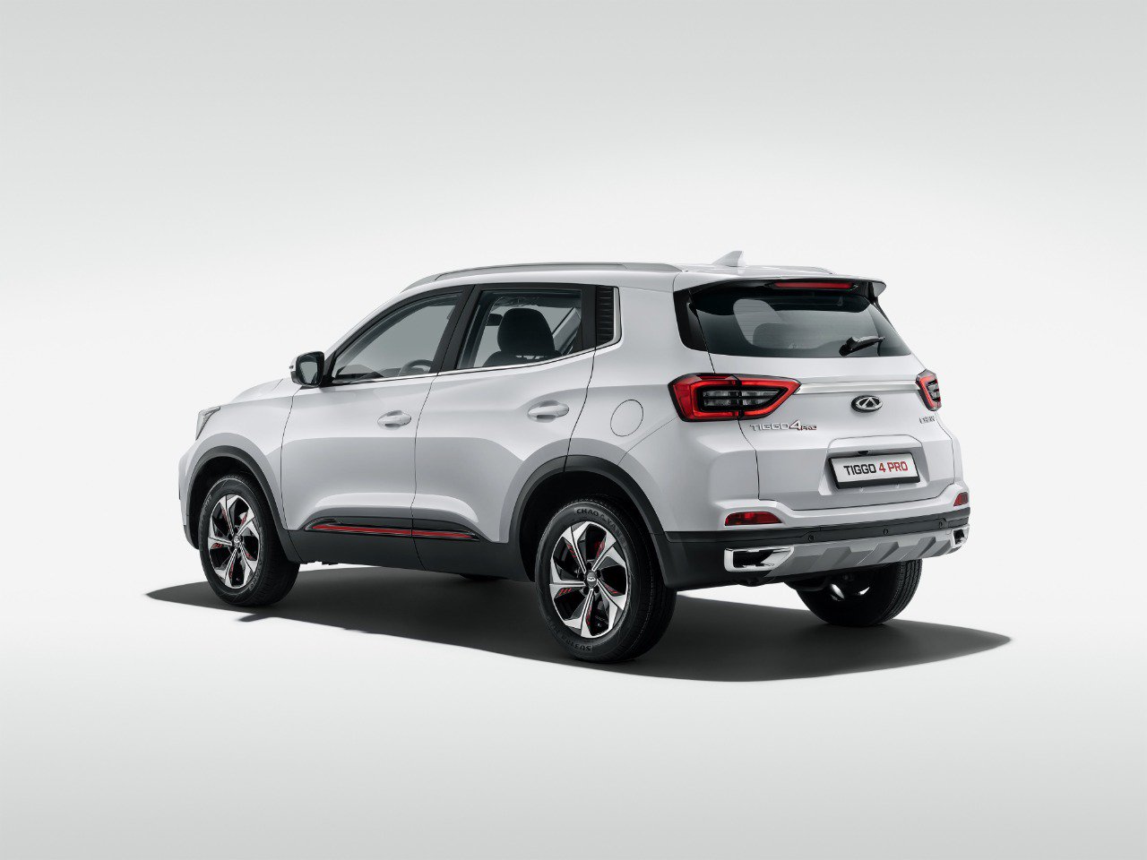 В Россию приедет рестайлинговый Chery Tiggo 4 Pro чери 2